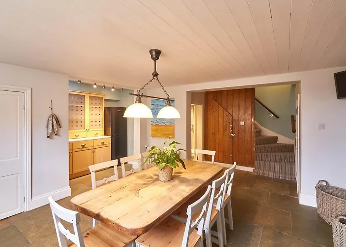 Host & - Austen House Nyaraló *