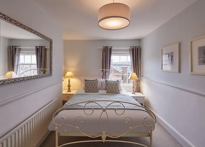 Host & - Austen House Nyaraló Whitby