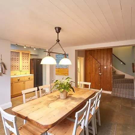 Host&stay - Austen House Ferienhaus *