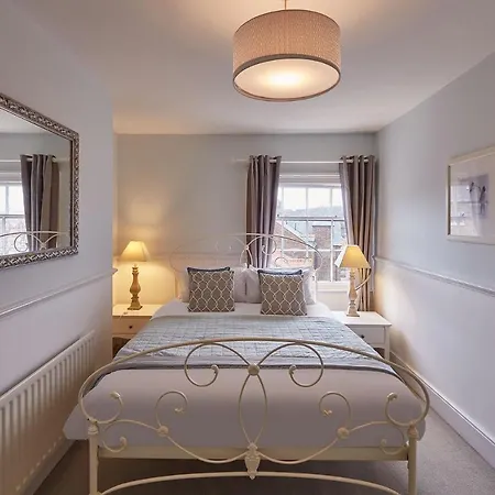 Host&stay - Austen House Ferienhaus Whitby